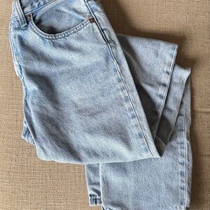 Levi’s Low Pro Straight Jeans | Size 27 Light Wash